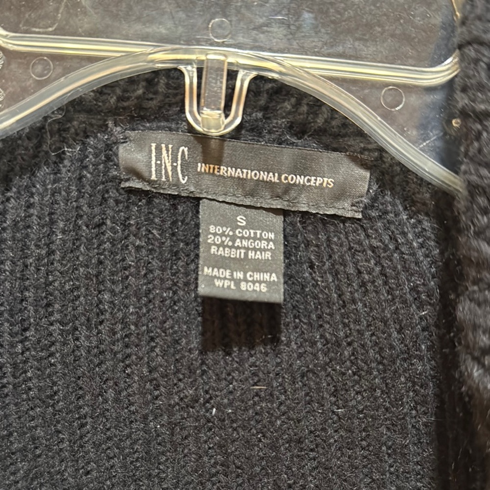 Black Ruffled Cardigan - Picture 4 of 5